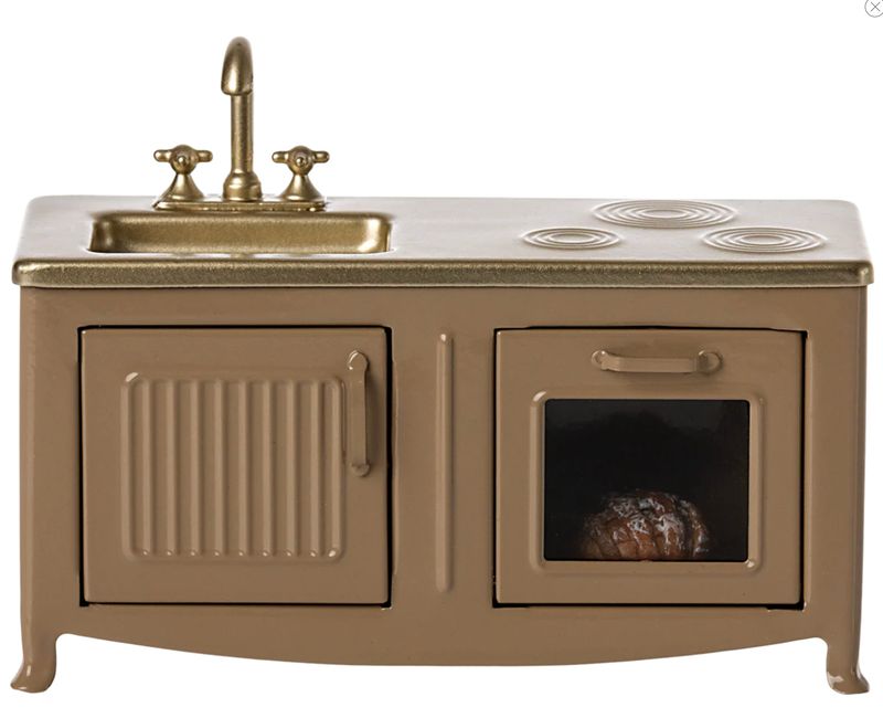 kitchen, mouse- light brown