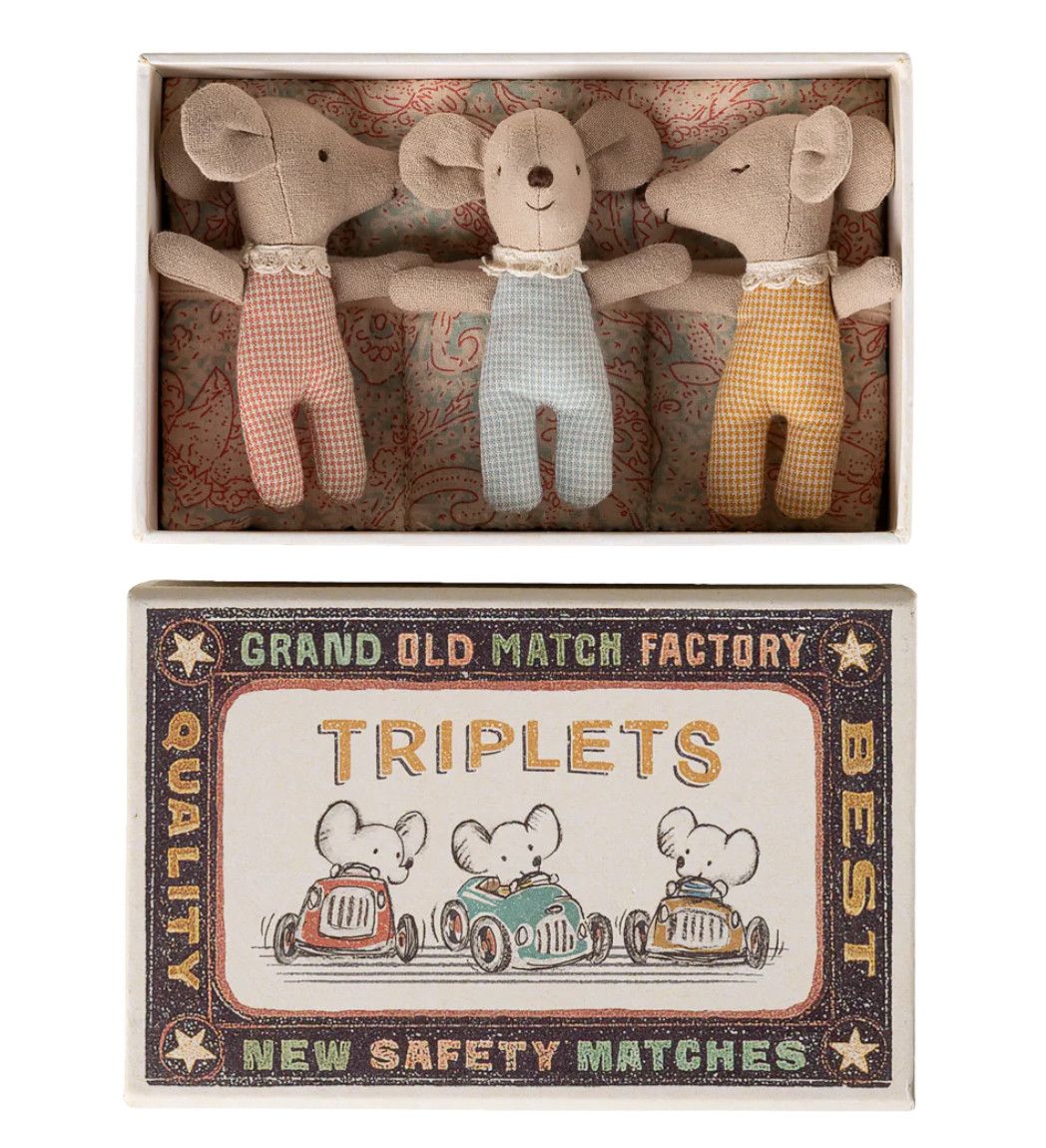 triplets, baby mice- checker