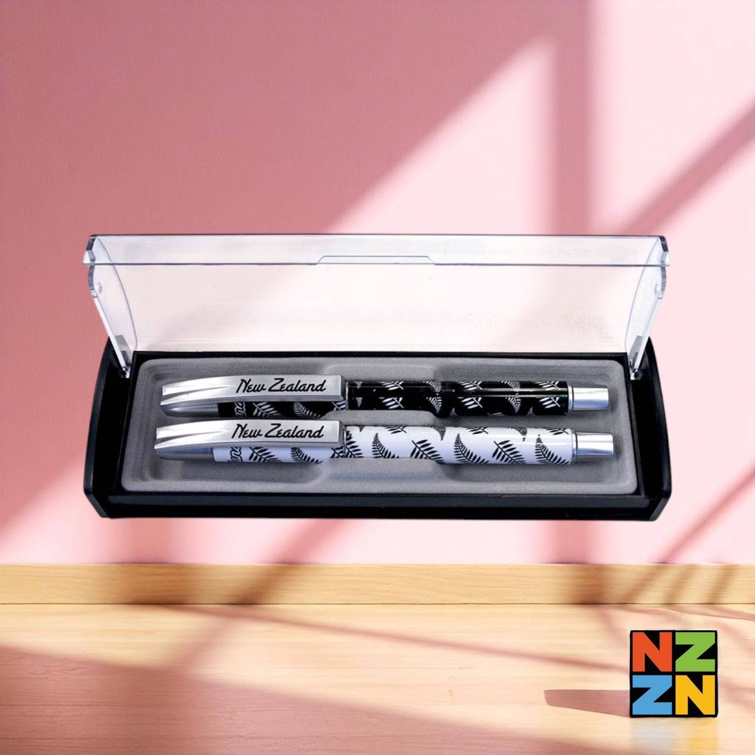 Display Case -2Pc Pens Ferns White/Black