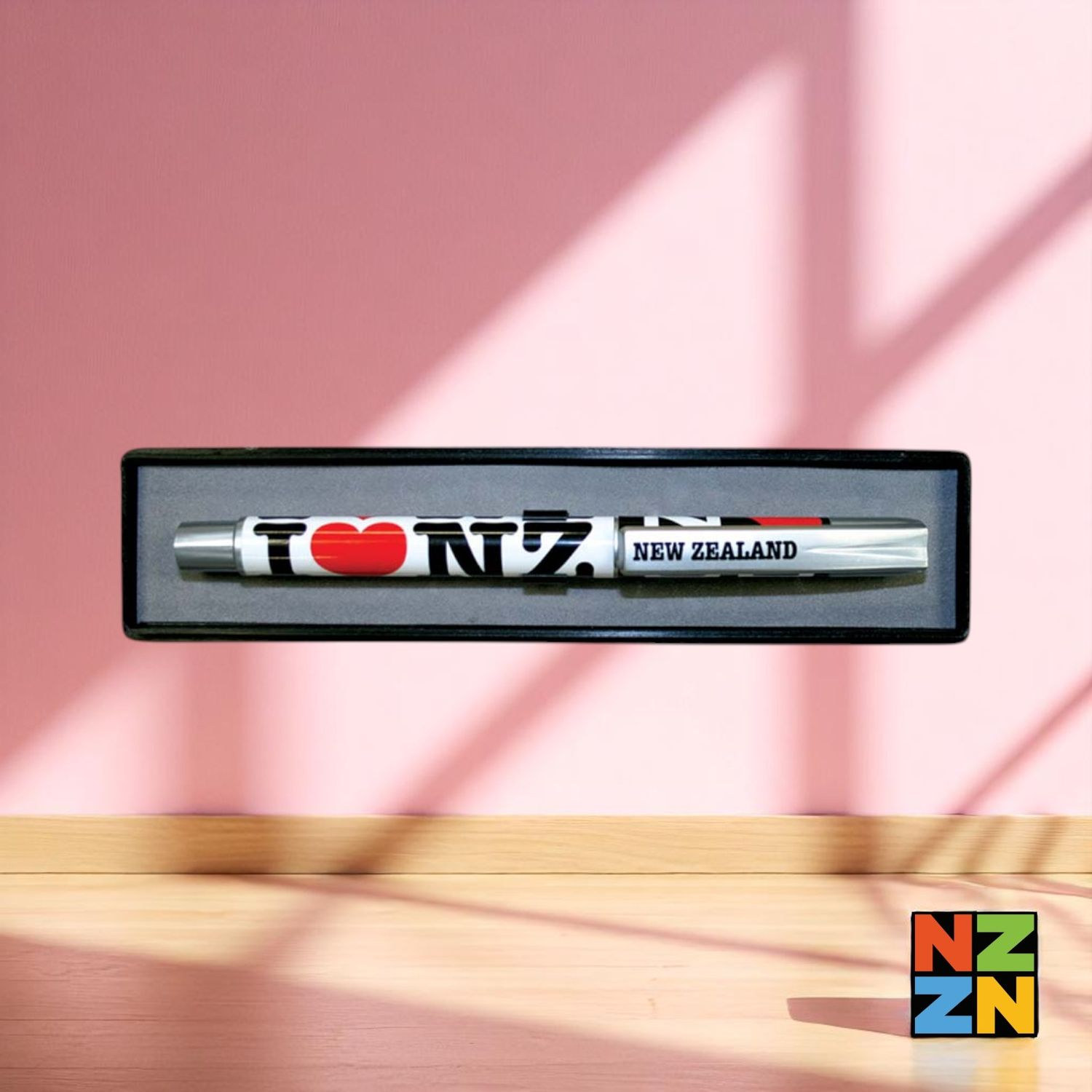 Display Case Pen X 1 I Love NZ