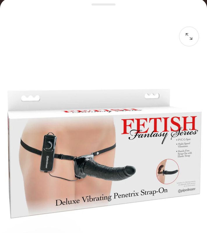 Deluxe vibrating penetrix strap on