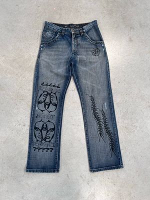Blue Jeans « ARE YOU DREAMING ? »