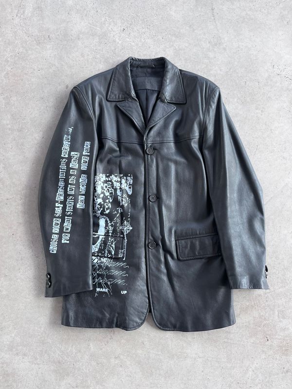 Black Light Trench Leather Coat « BEHOLDER »