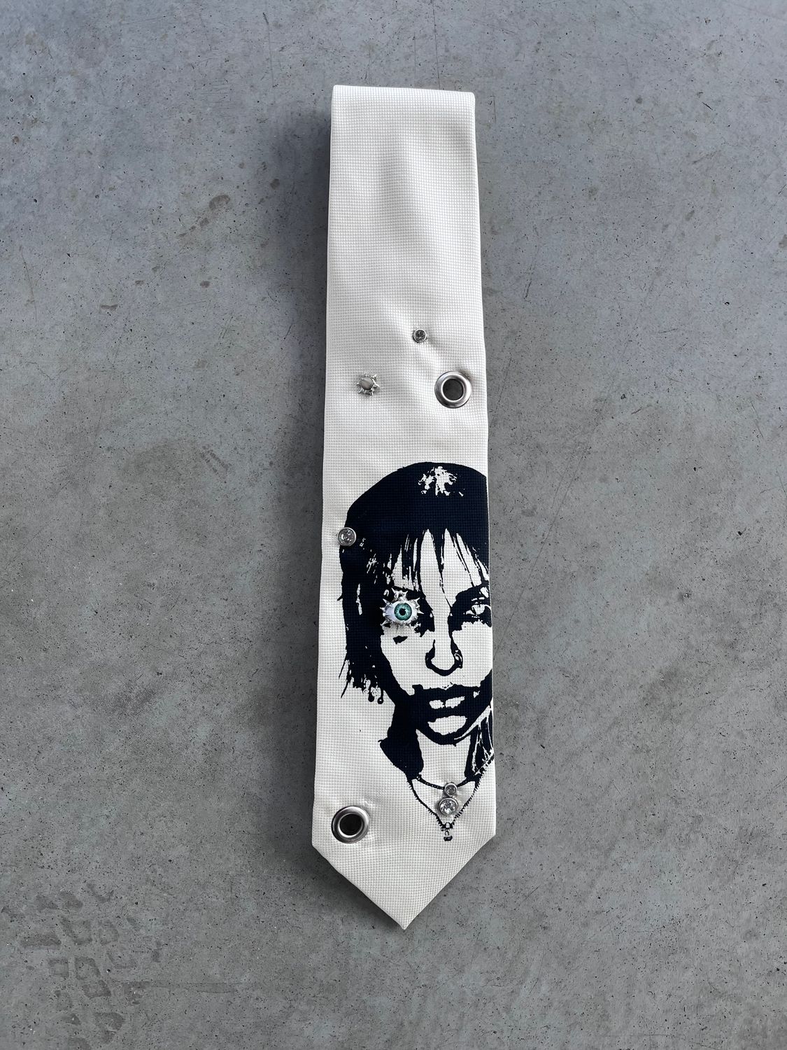 Custom Tie « EYE »