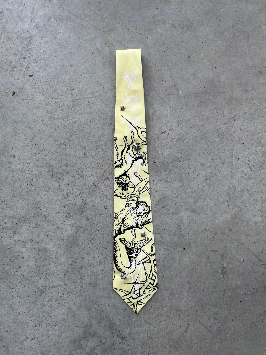 Cravate custom « CHAOS »