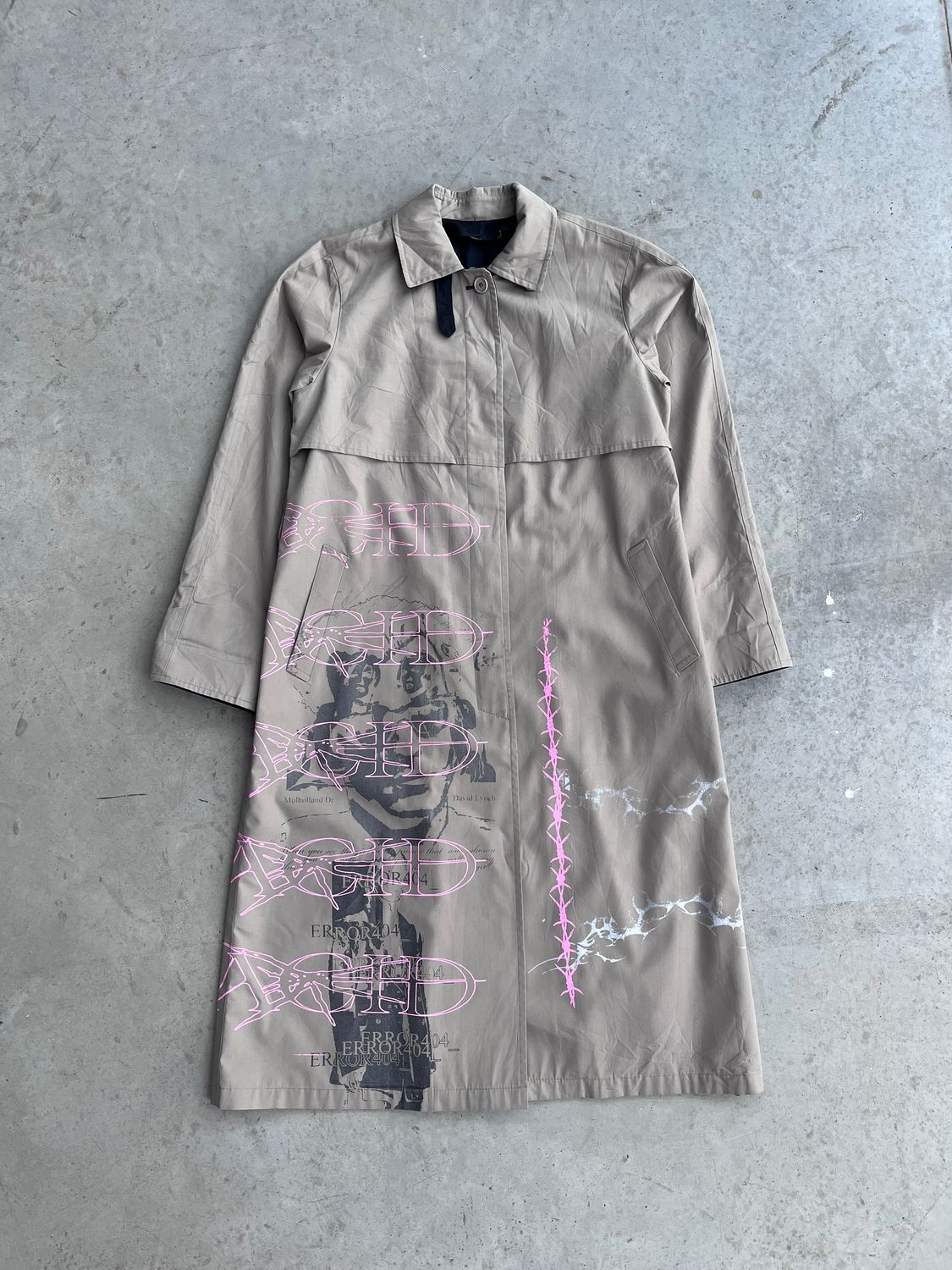 Beige Long Coat « BIOHAZARD »