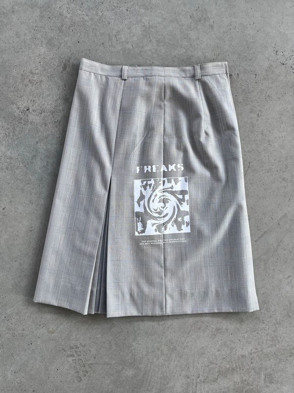 Grey Skirt « FEVER DREAMS »