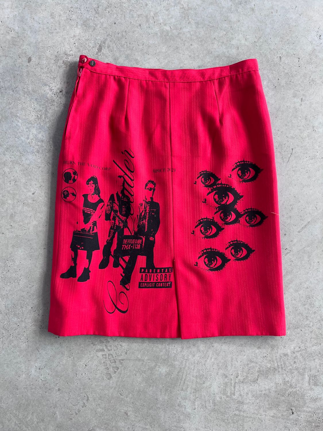 Red Skirt « SUBVERSIVE »