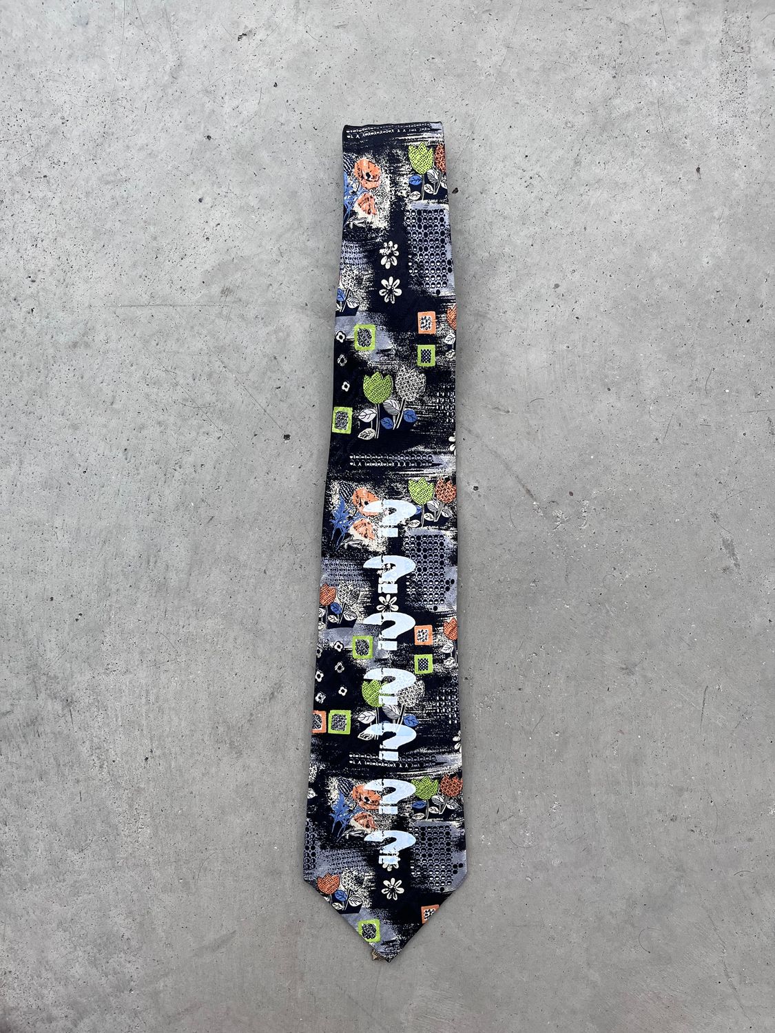 Cravate custom « ?????? »