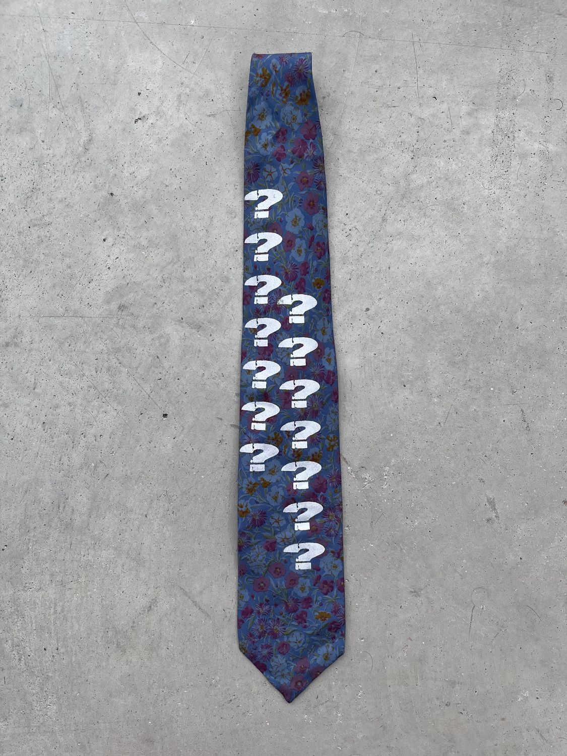 Cravate custom « ?????? »