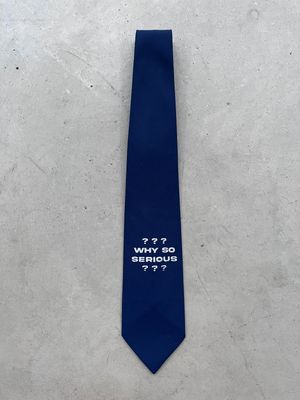 Cravate custom « WHY SO SERIOUS »