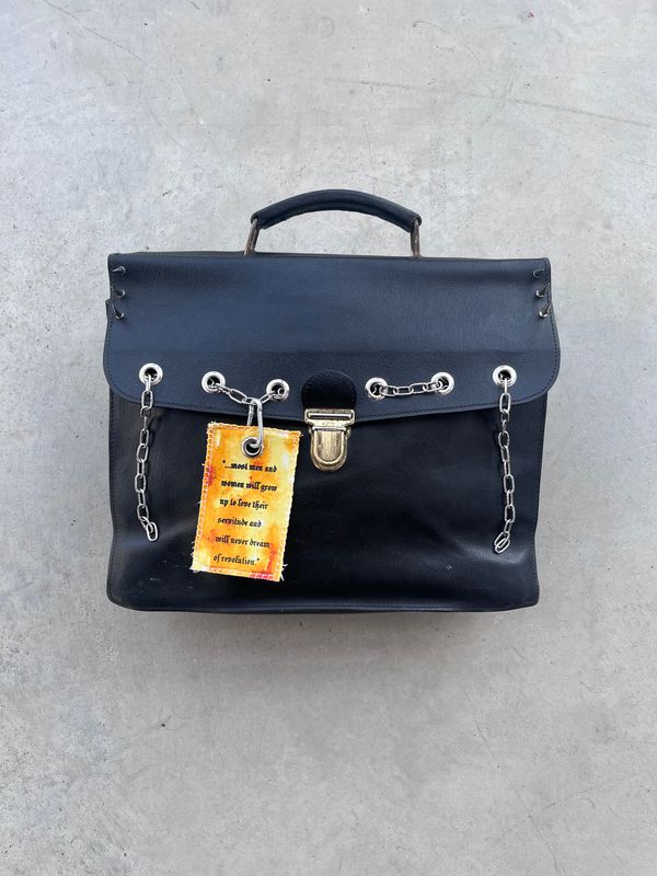 Suitcase « REVOLUTION »