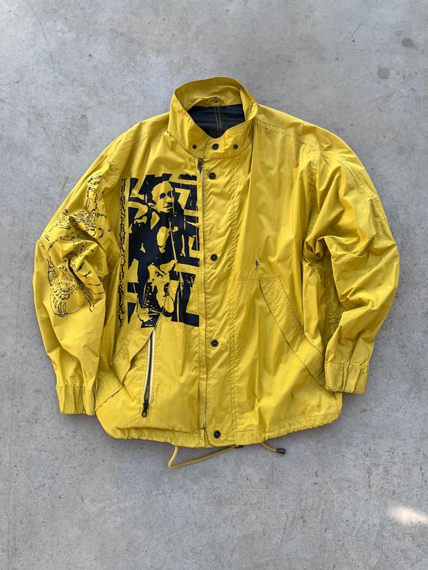 Yellow Raincoat « LYNCH »