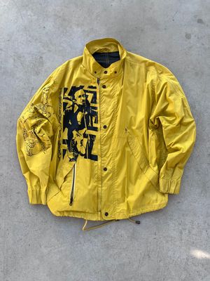 Yellow Raincoat « LYNCH »