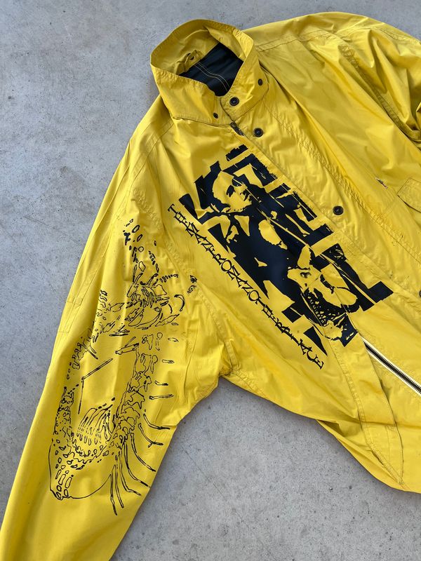 Yellow Raincoat « LYNCH »