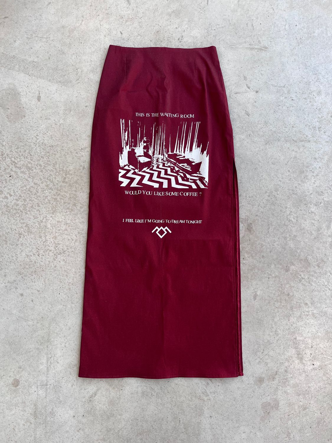 Long Red Skirt « BLACK LODGE »
