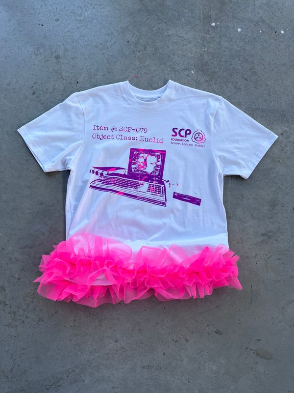 T-shirt blanc oversized « SCP 079 »