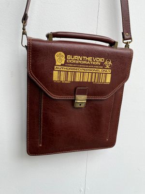 Leather Crossbody Bag « AUTHORISED ACCESS »