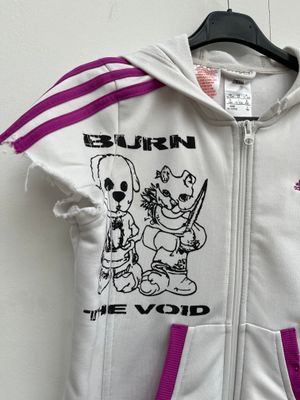 White Distressed Hoodie « PURPLE HAZE »