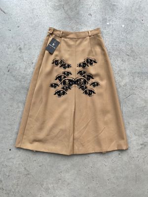 Beige Pleated Skirt « THOUSAND EYES »
