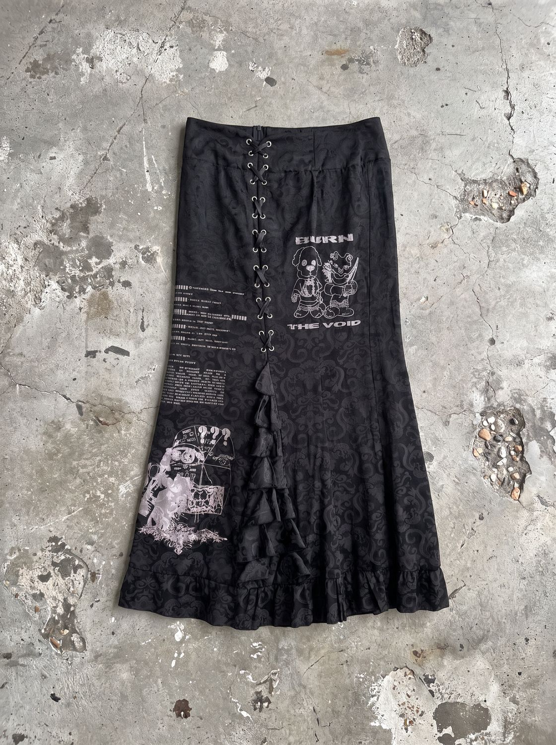 Black Lace-Up Long Skirt « CHAOS »