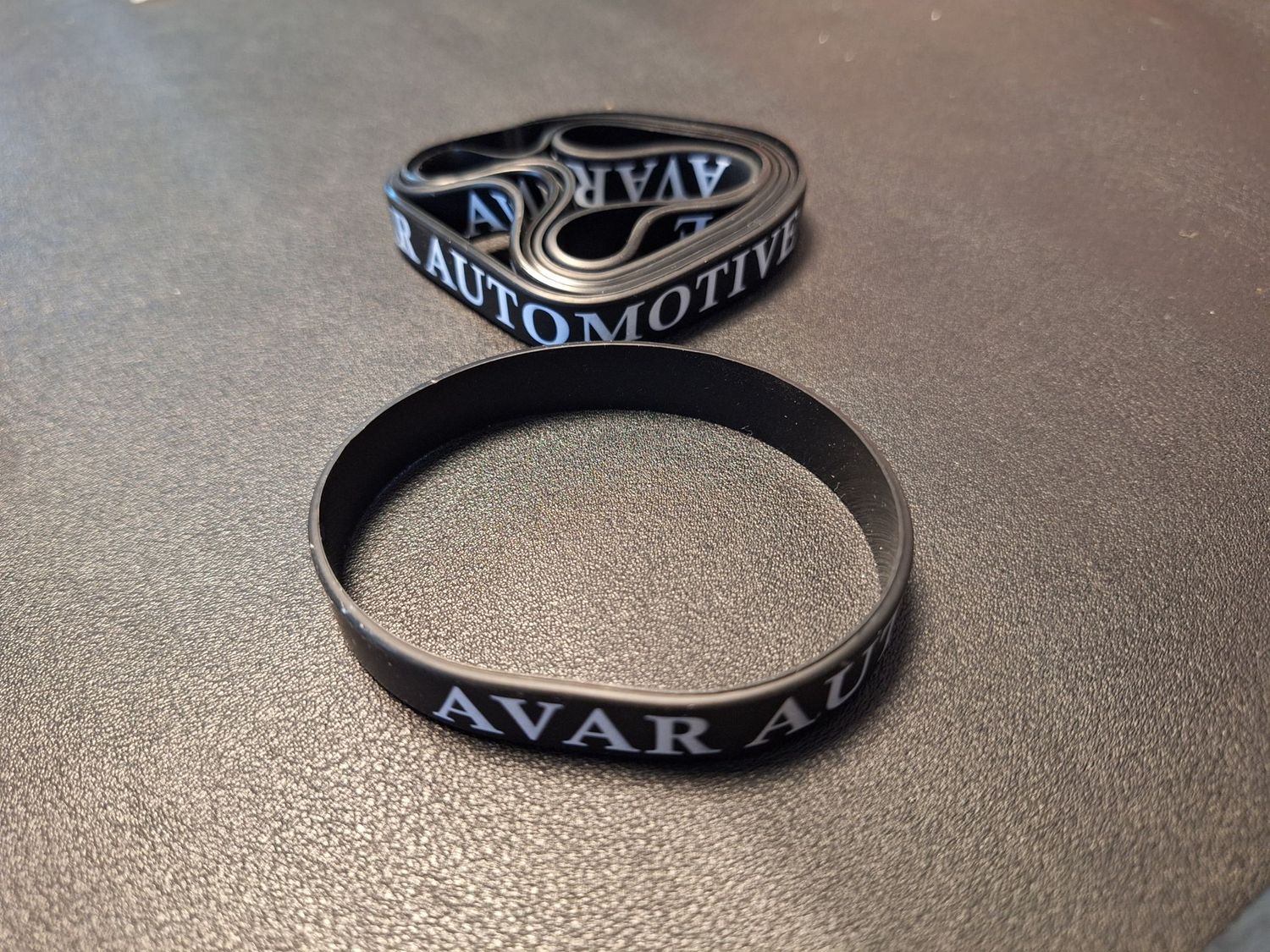Silikon-Armband AVAR