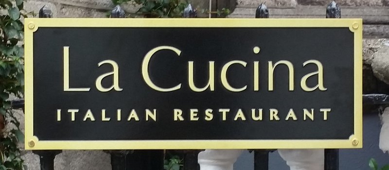 300 x 400mm Heritage Zinc Cast Nameplate