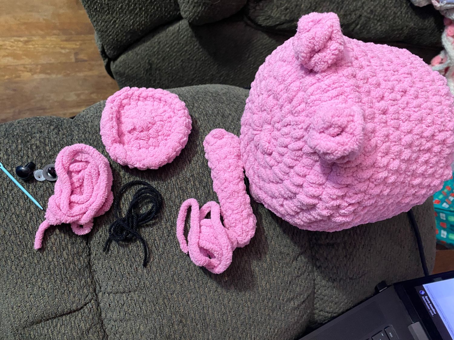 Build a Crochet Loaf Cat Stuffie