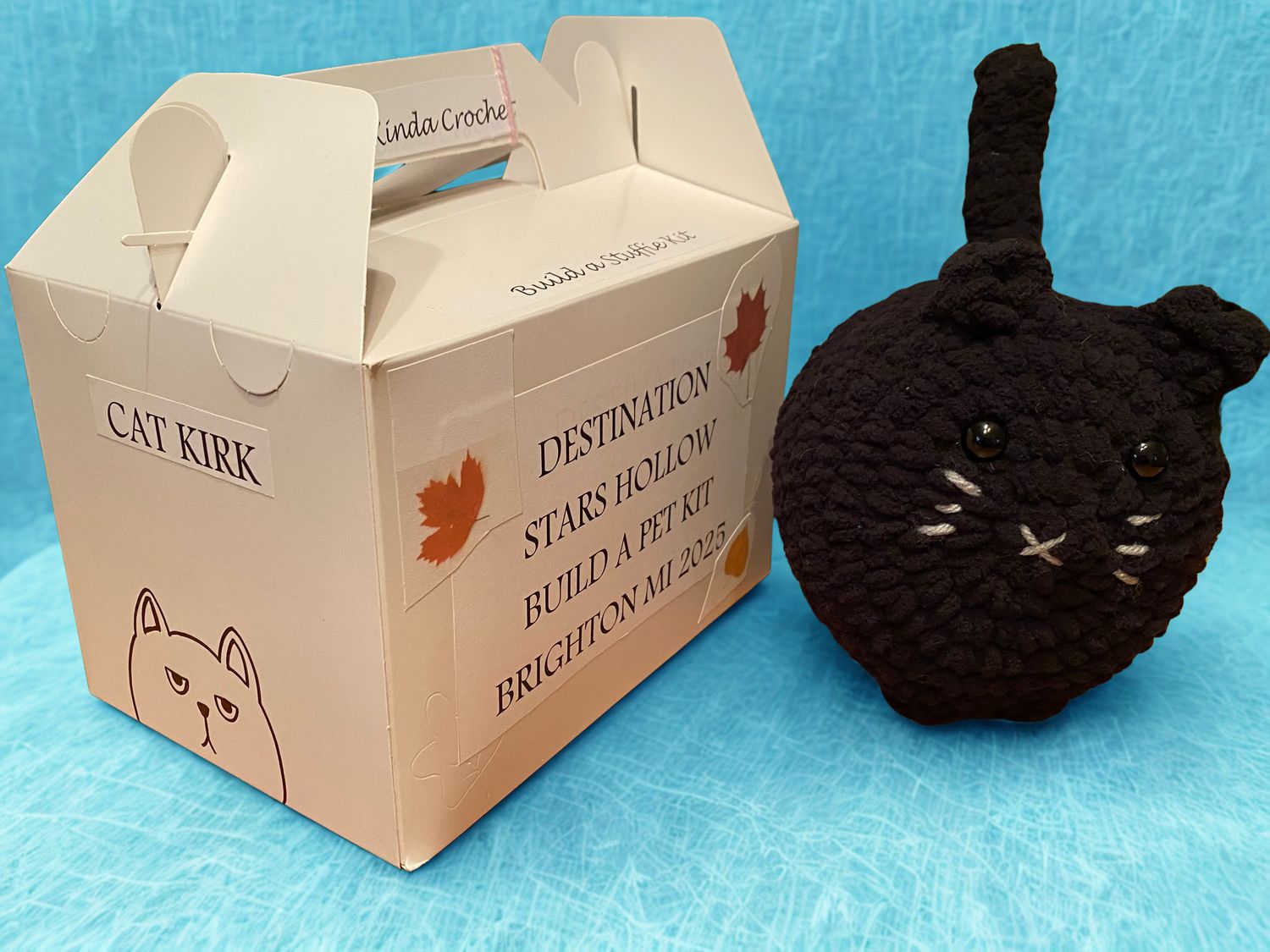 EXCLUSIVE Destination Stars Hollow Build A Pet Kit - Cat Kirk