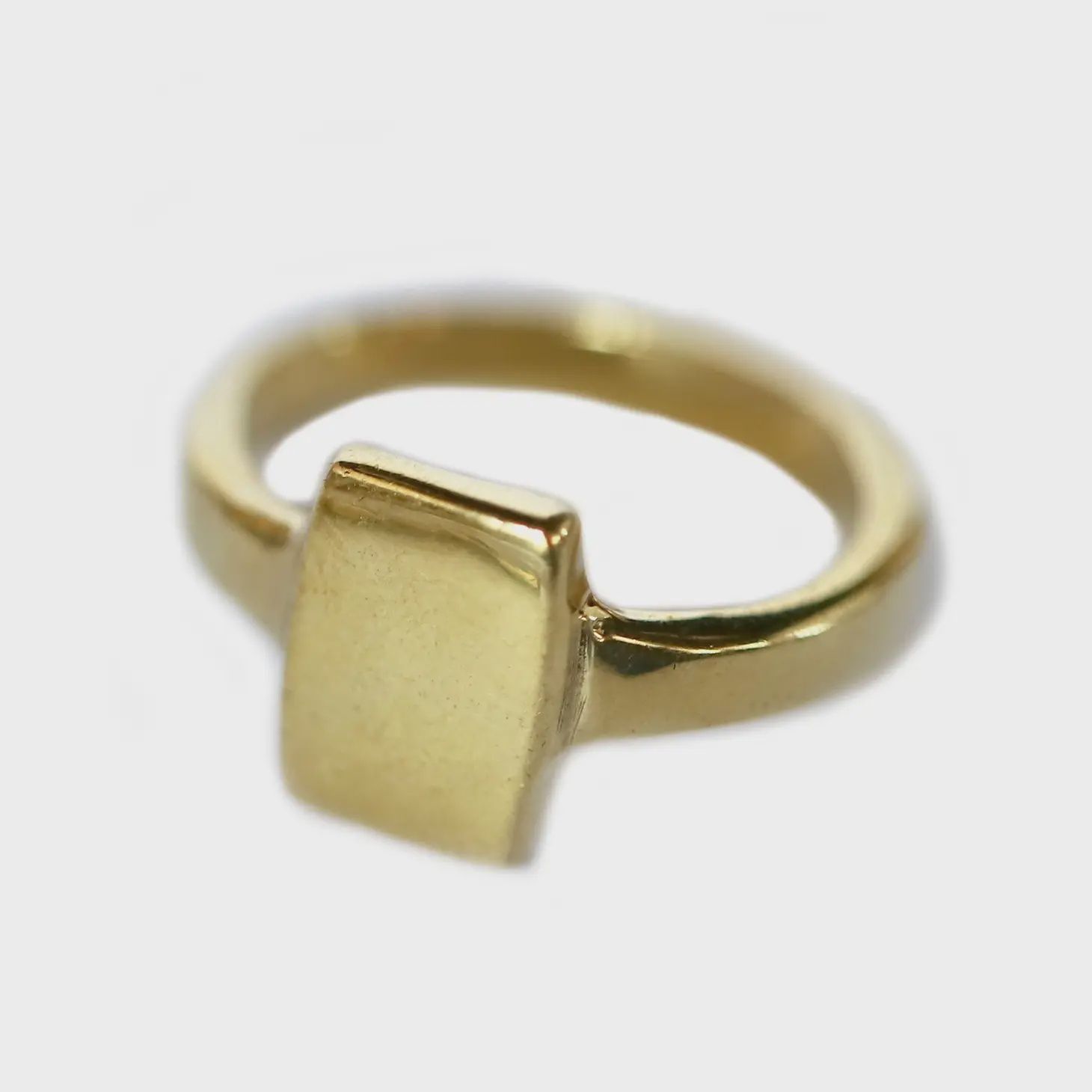 Suzi Ring