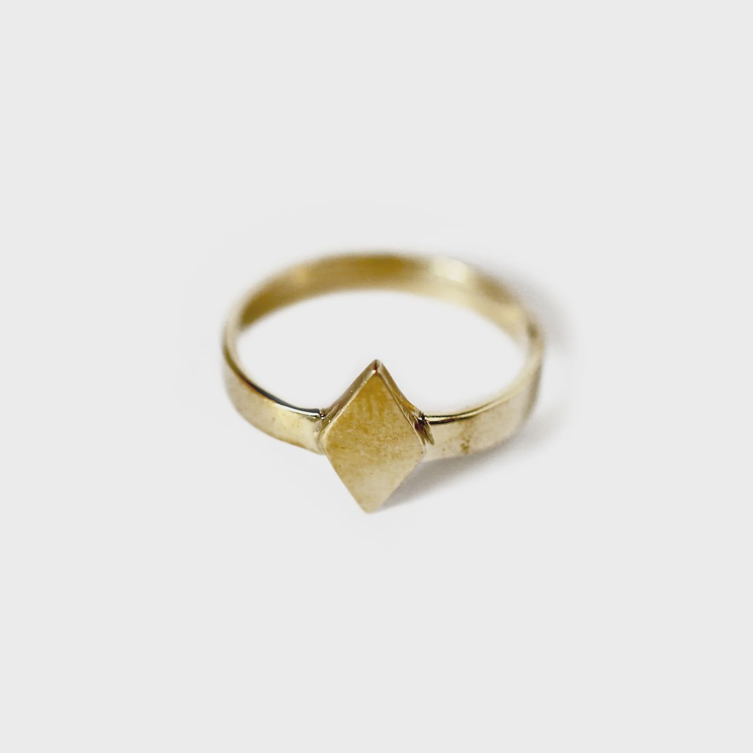 Carie Ring