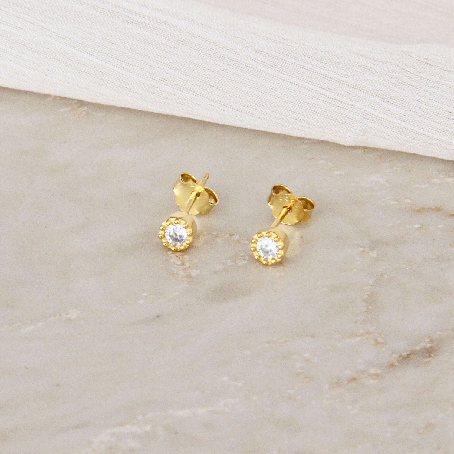 elizabeth studs