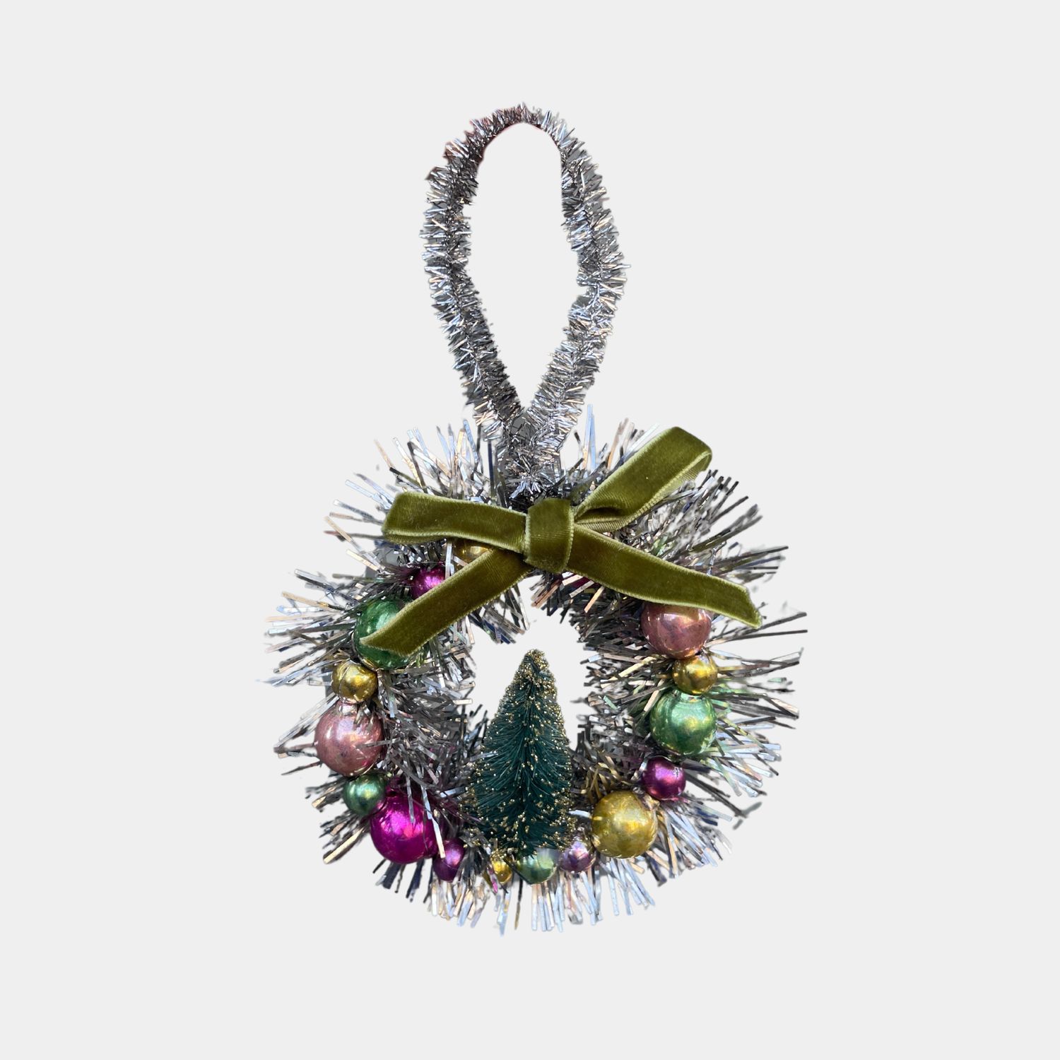 Vintage Wreath Ornament | Green