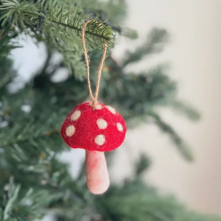 Felt Mushroom Ornament /red&amp;pink