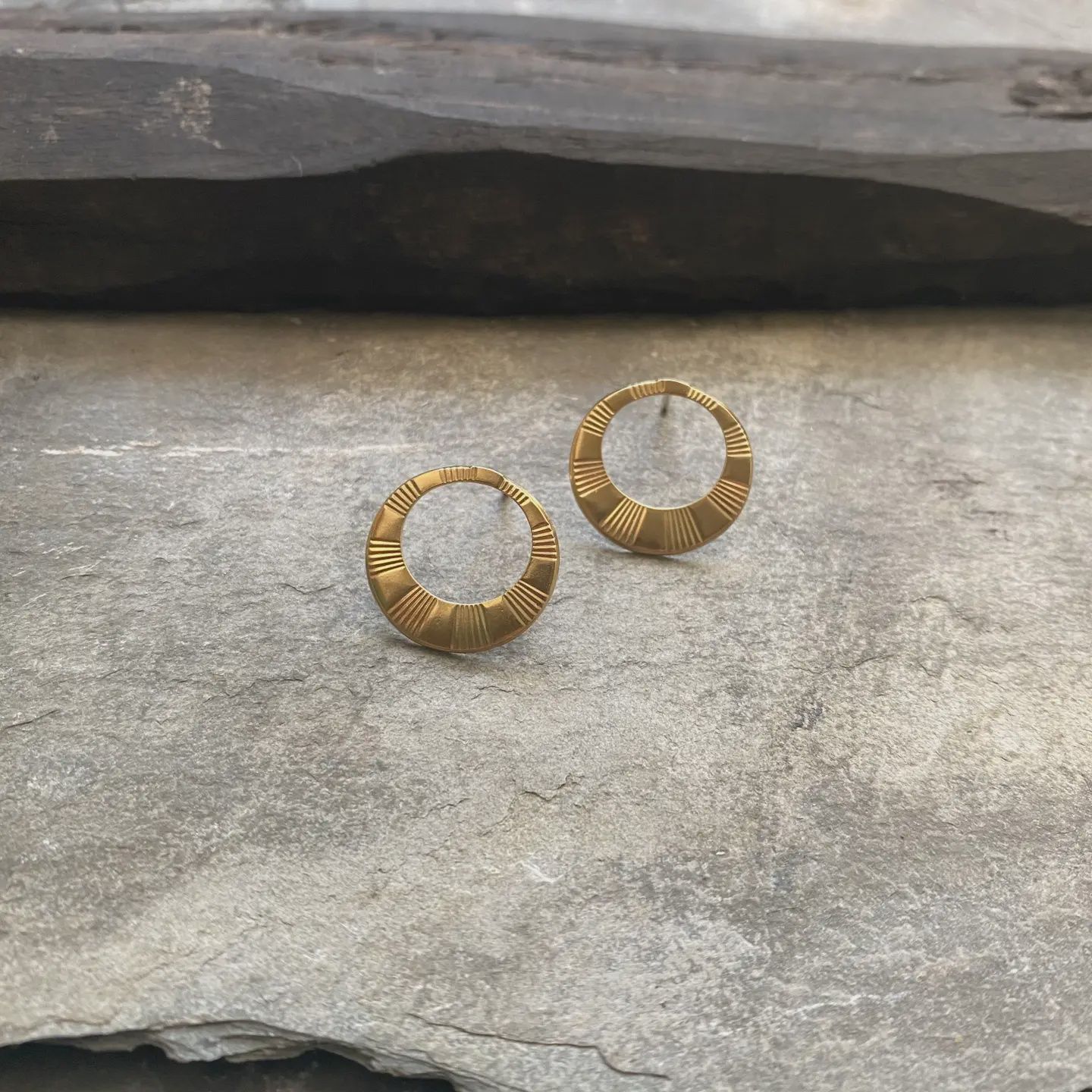 Beam Stud