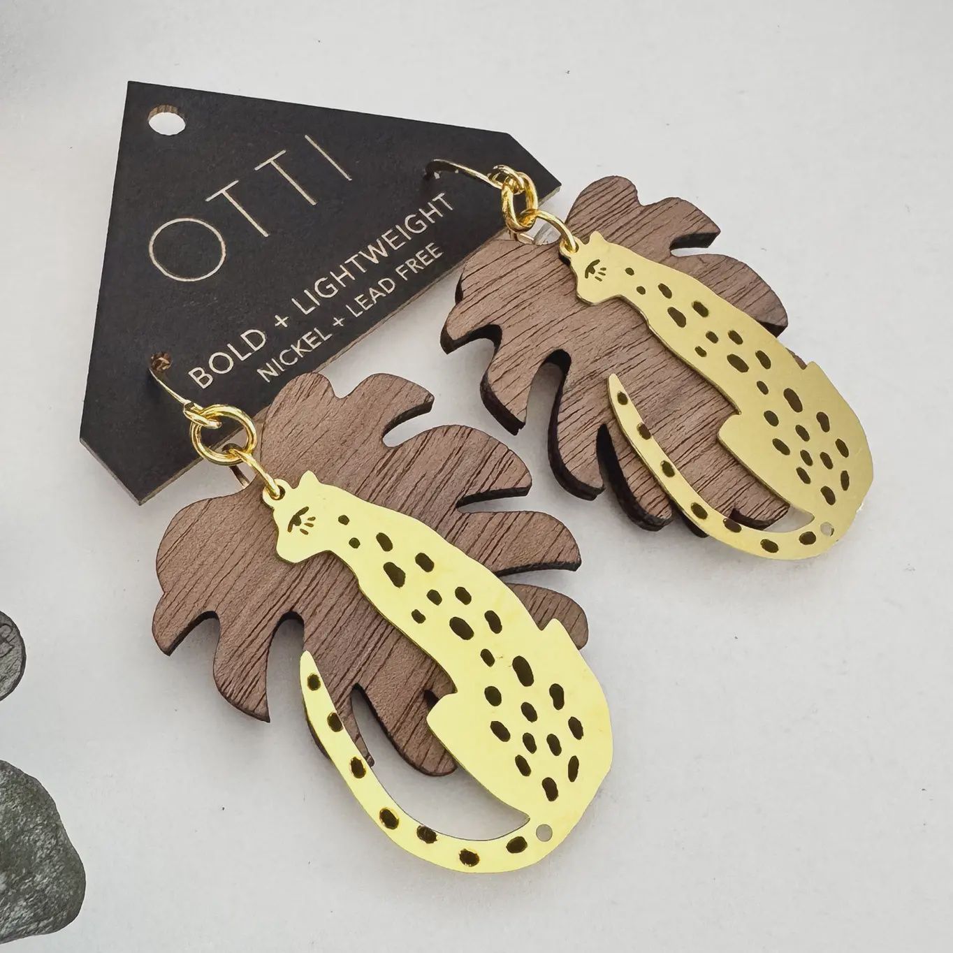 Vacation Vibes Leopard Earrings: Gold