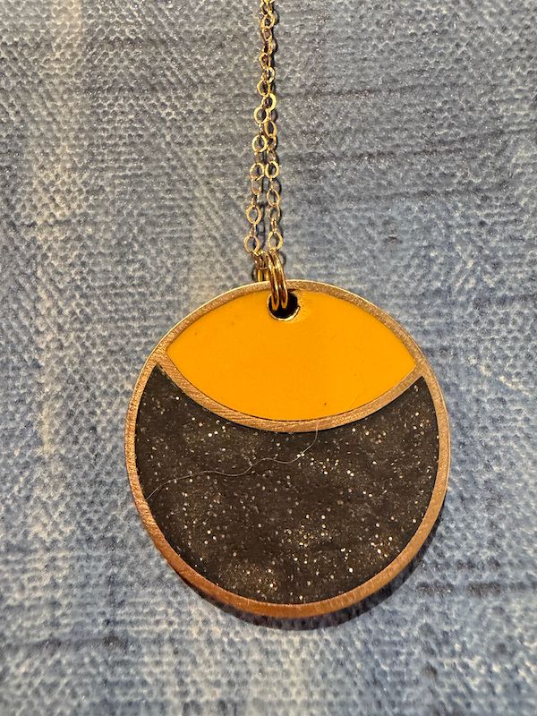 moon necklace, Color: mustard/sparkle black