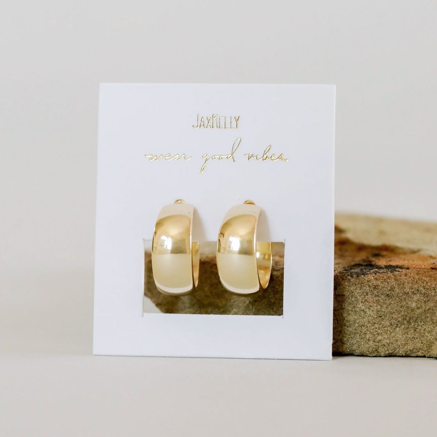 Wide Hoops, Material: gold