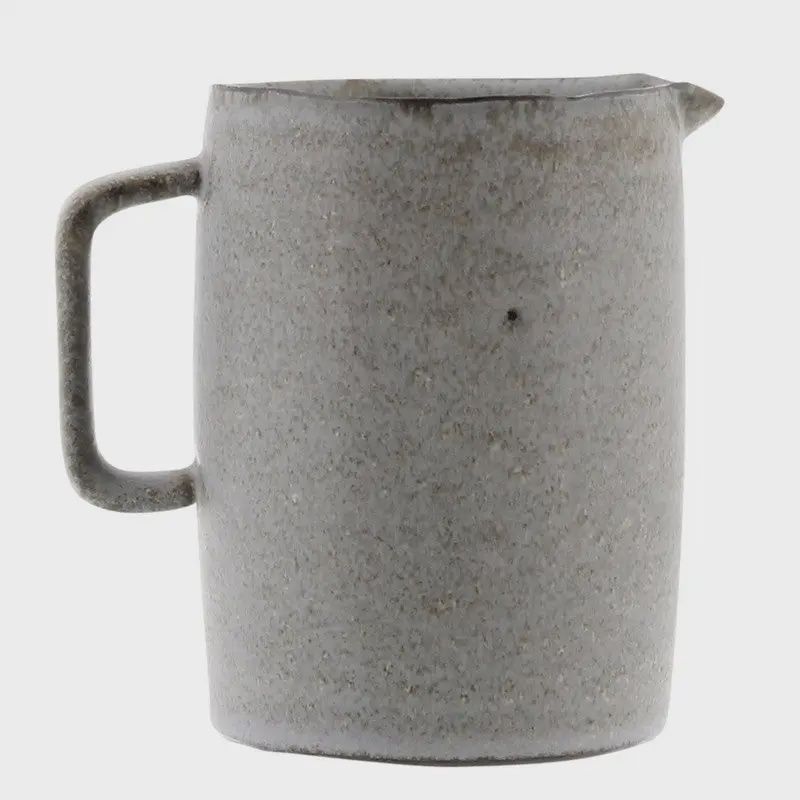 Tiburon Pitcher | Light Grey