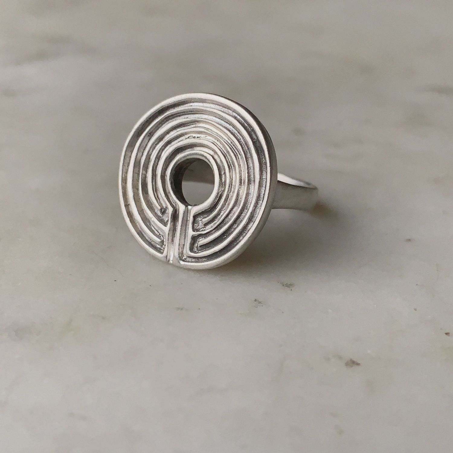 Labyrinth Ring / Sterling Silver / sz 9