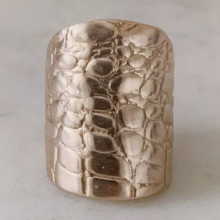 Alligator Skin Ring / Bronze