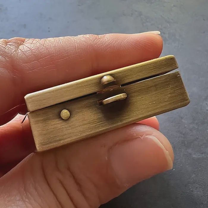 Simple 1.5 inch Square Pill Box / Brass