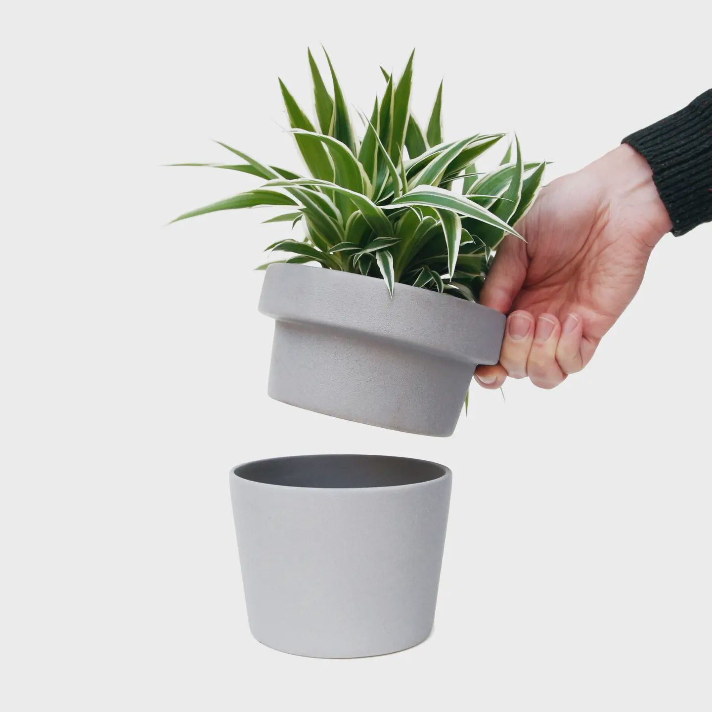 Plant Pot Hideaway