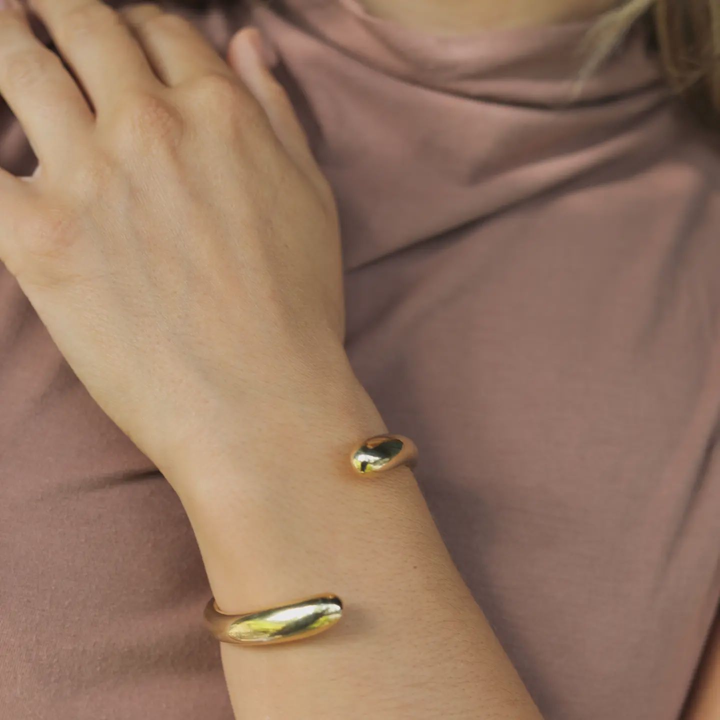 Sly Cuff