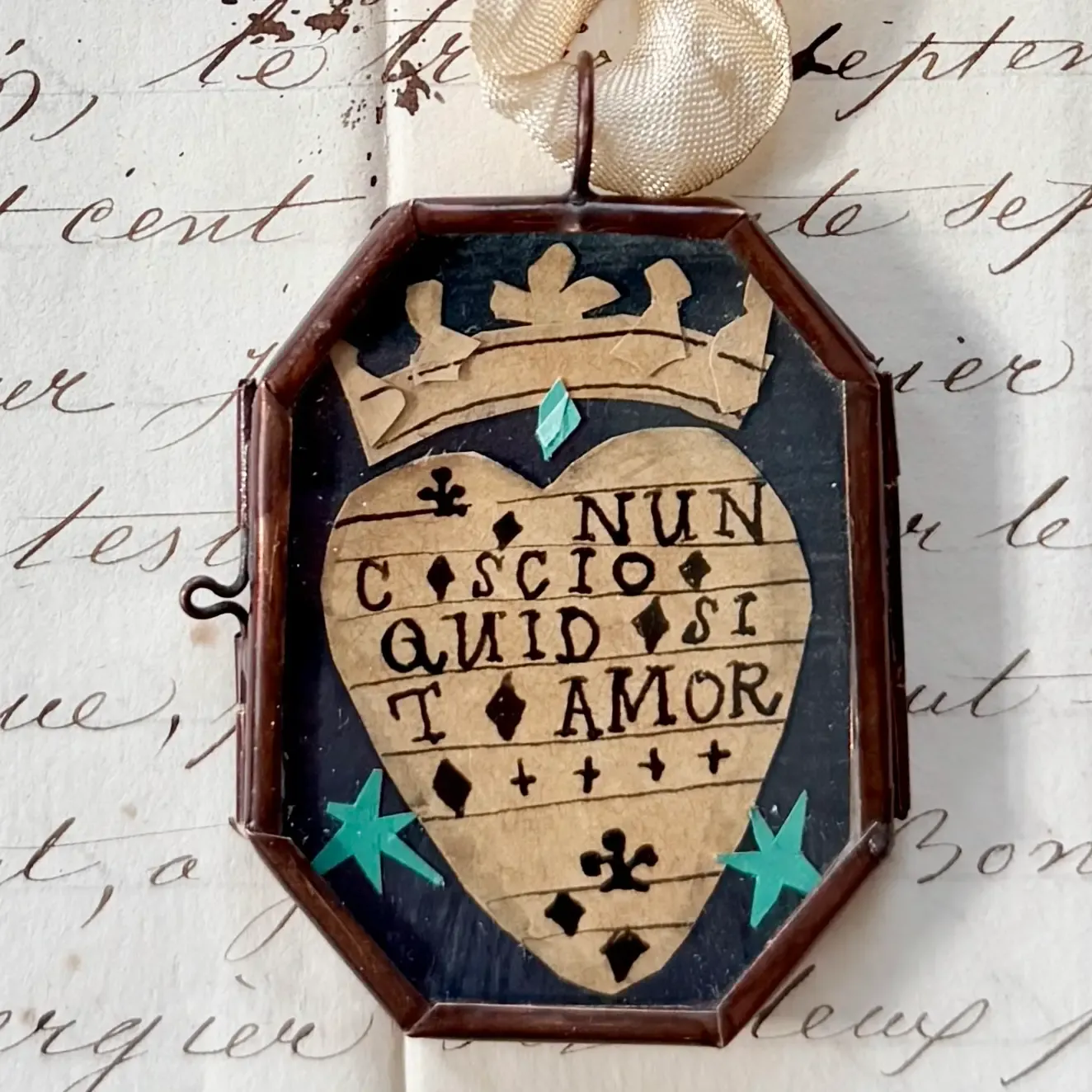 Nunc Scio 1 Teal | Art Locket