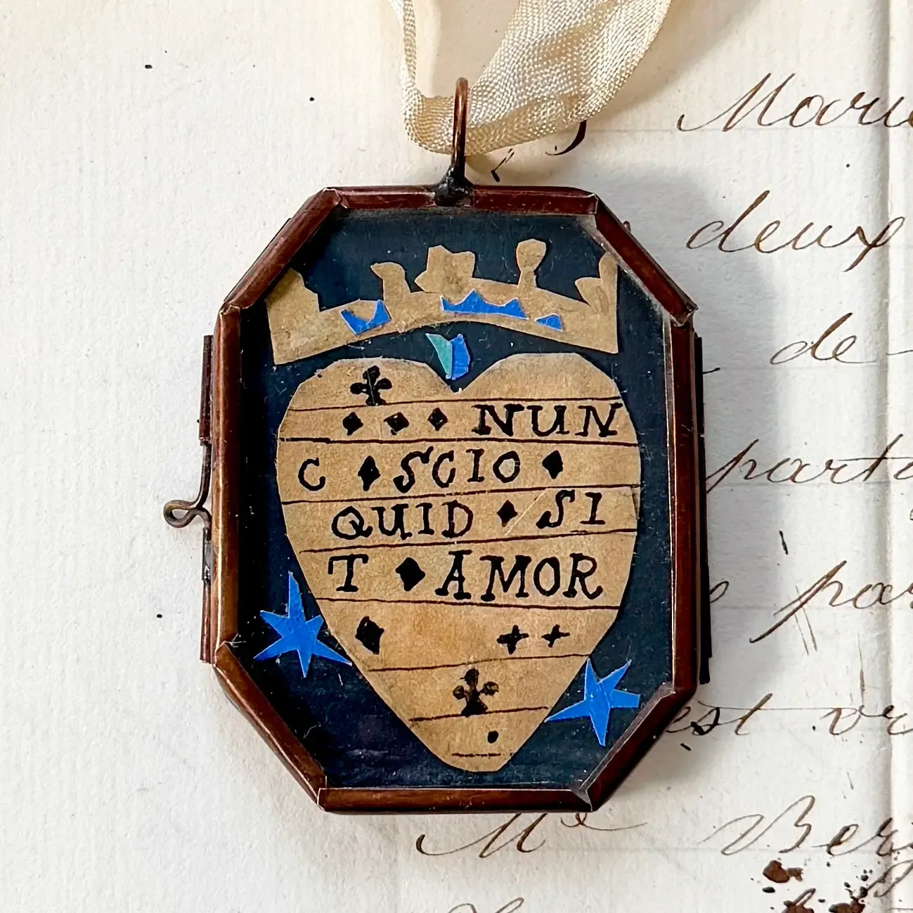 Nunc Scio II Royal Blue | Art Locket