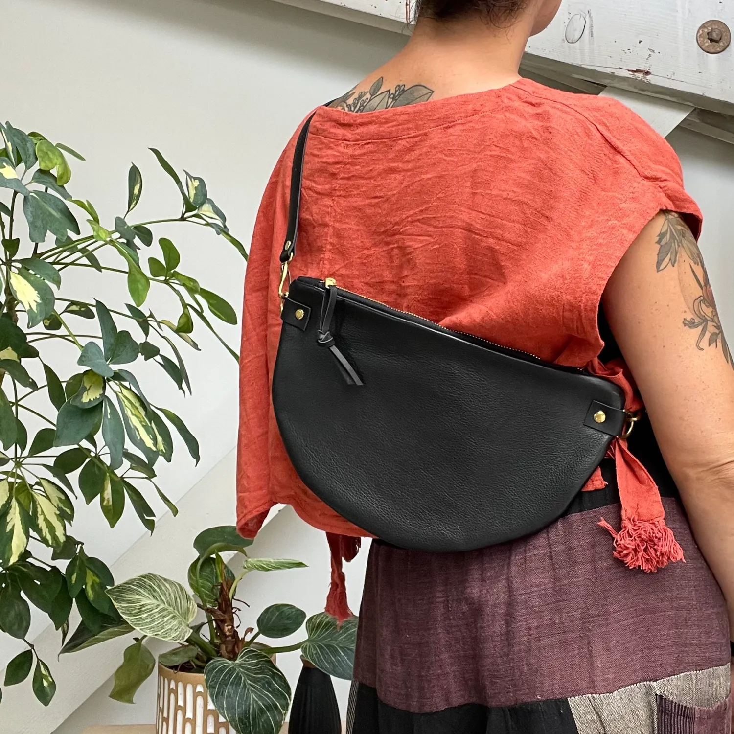The Frankie Pouch | Regular, Color: black