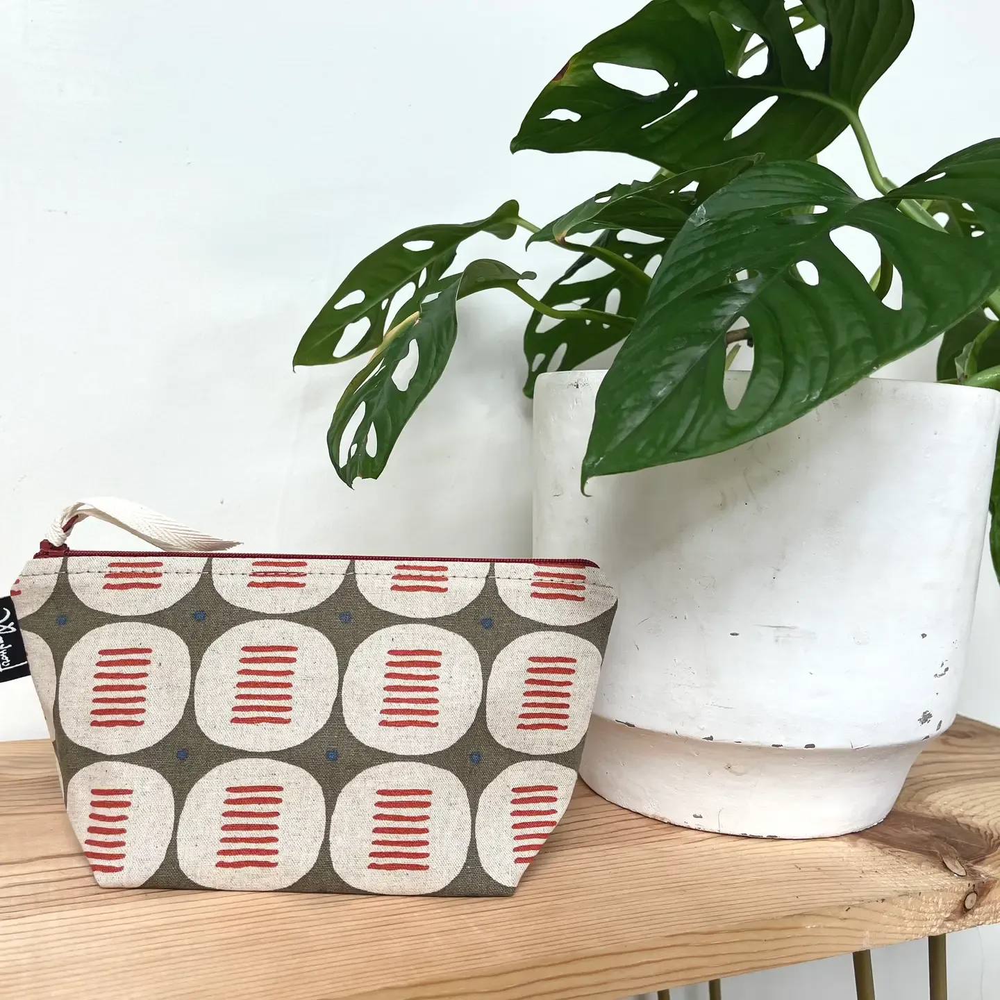 Tabor Cosmetic Bag | Medium | Woven
