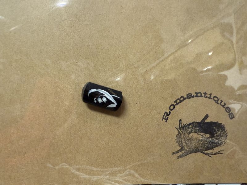1 Victorian Glass Hand Painted Lily of the Valley Button