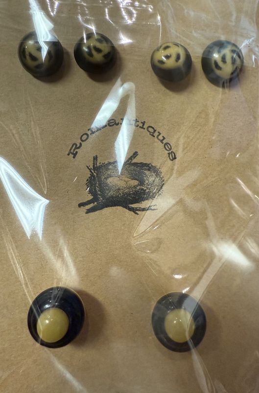 4 small-2 Larger Celluloid Bubble Buttons deco